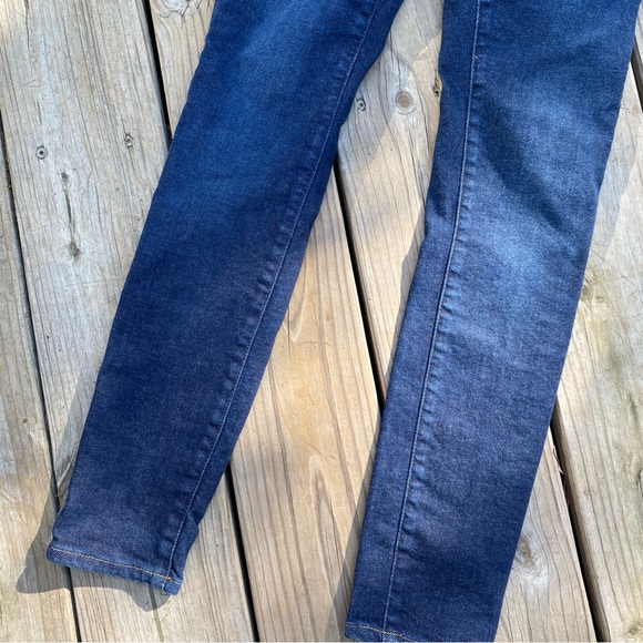 Madewell 9” Mid-Rise Skinny Jean in Orland Wash Dark Navy Blue Size 24 - Picture 4 of 8